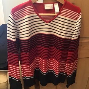 Women’s Liz Claiborne “Lizsport” Sweater